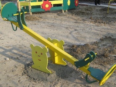 Гойдалки-балансири