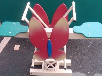 Гойдалки на пружині