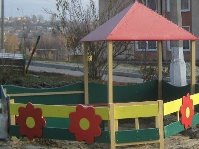 Дитячі ігрові будиночки